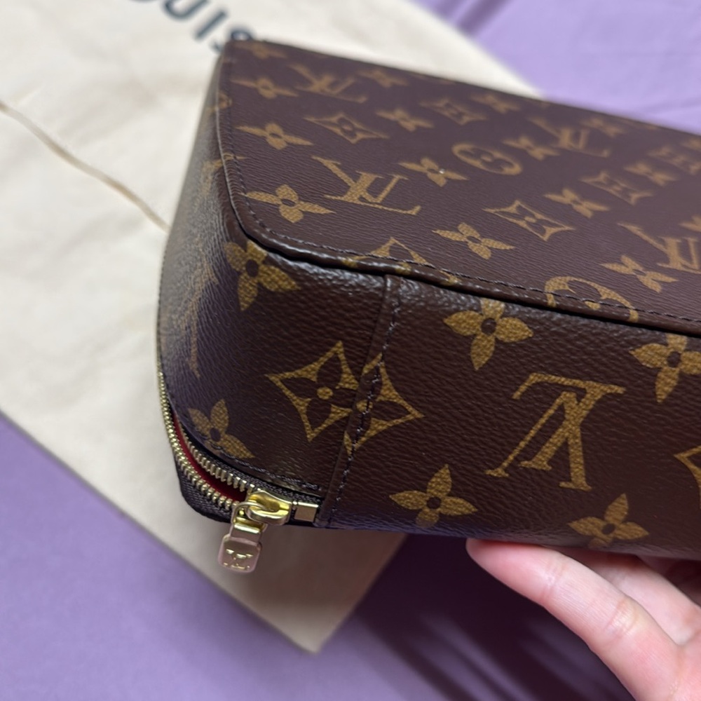 Louis Vuitton Nice Jewelry Case Monogram Canvas View 4